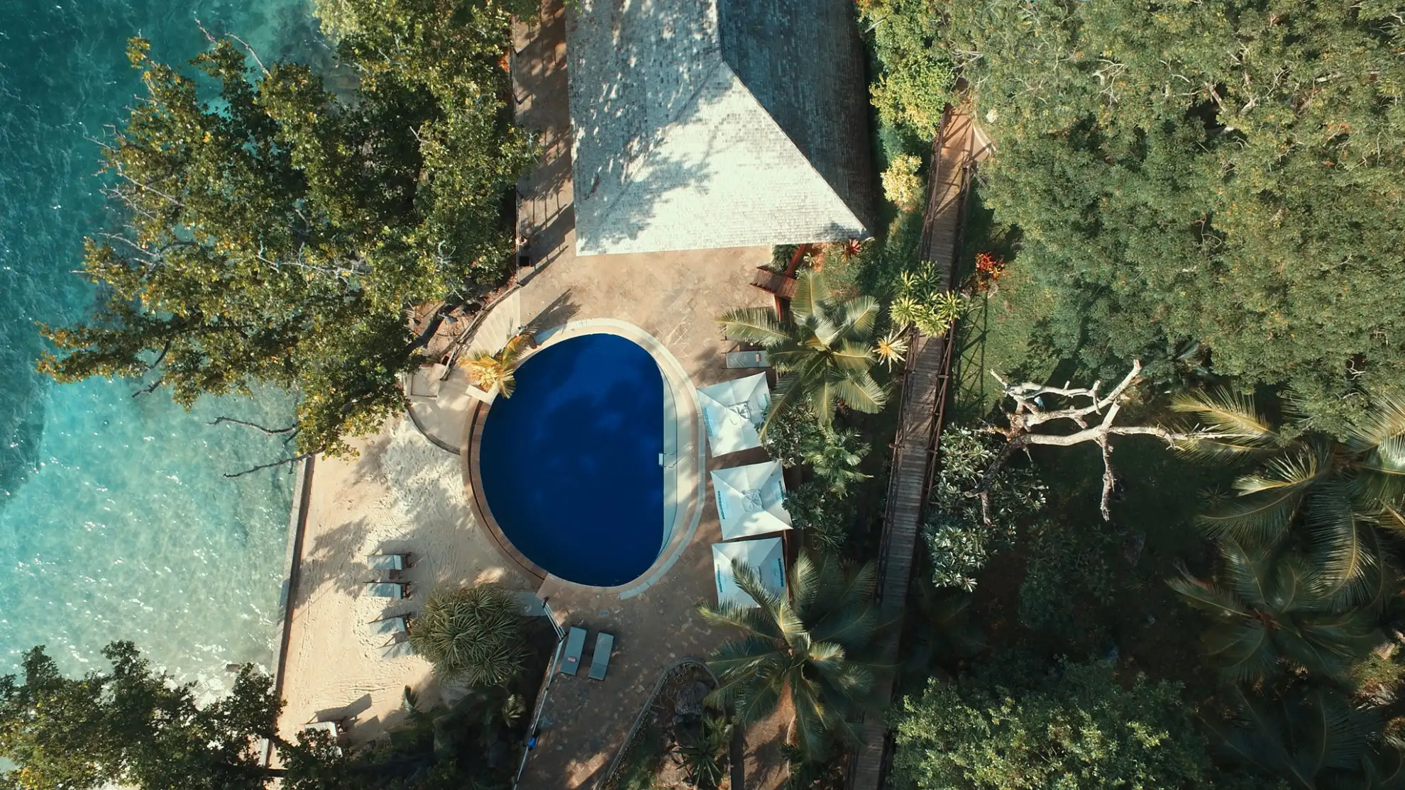 Cerf Island Resort, a boutique hotel situated at the entrance of the picturesque Sainte Anne Marine Park.