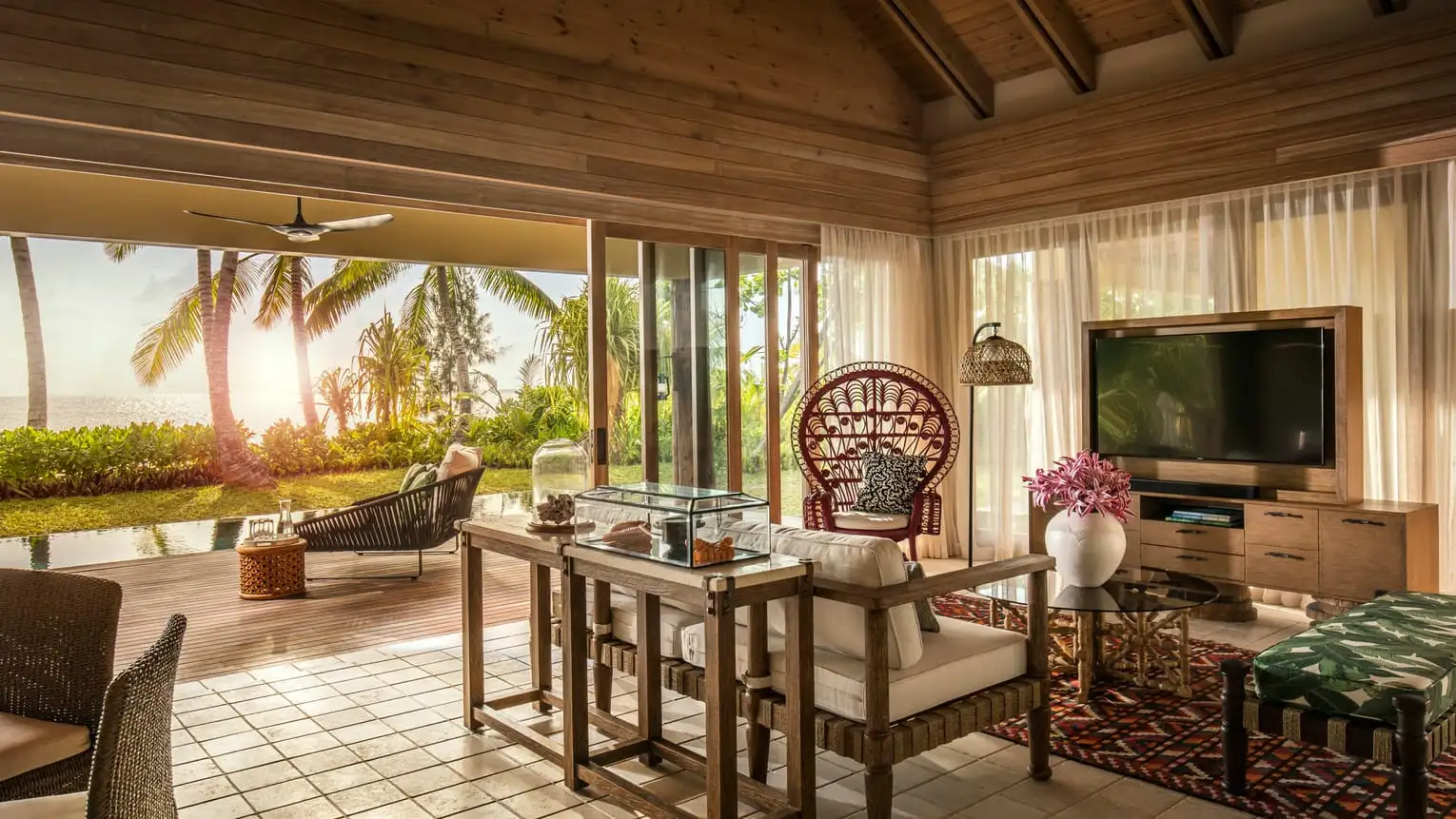 Indulge in the allure of our intimate rustic villas and suites, each serving as a private retreat that will transport you into the enchanting world of a fortunate castaway here at Four Seasons Resort at Desroches Island.