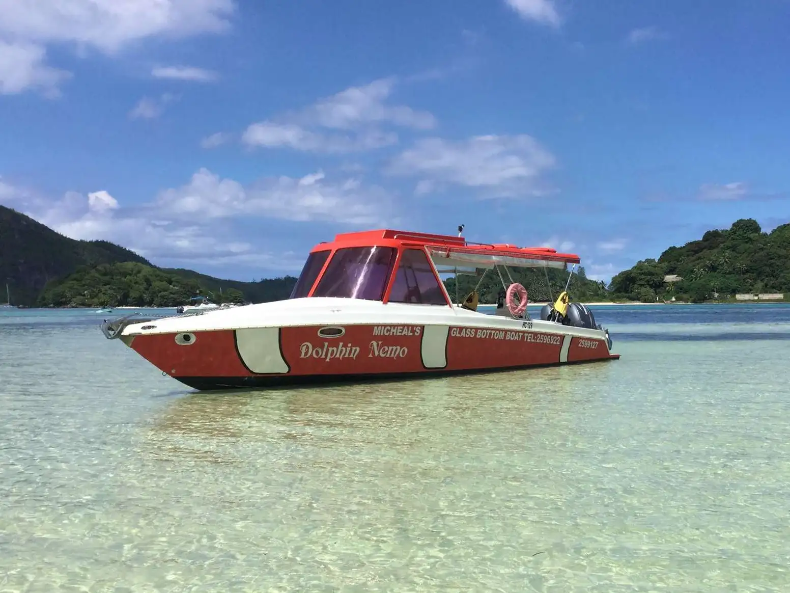 Saint Anne Marine Park Boat Tour With Barbecue