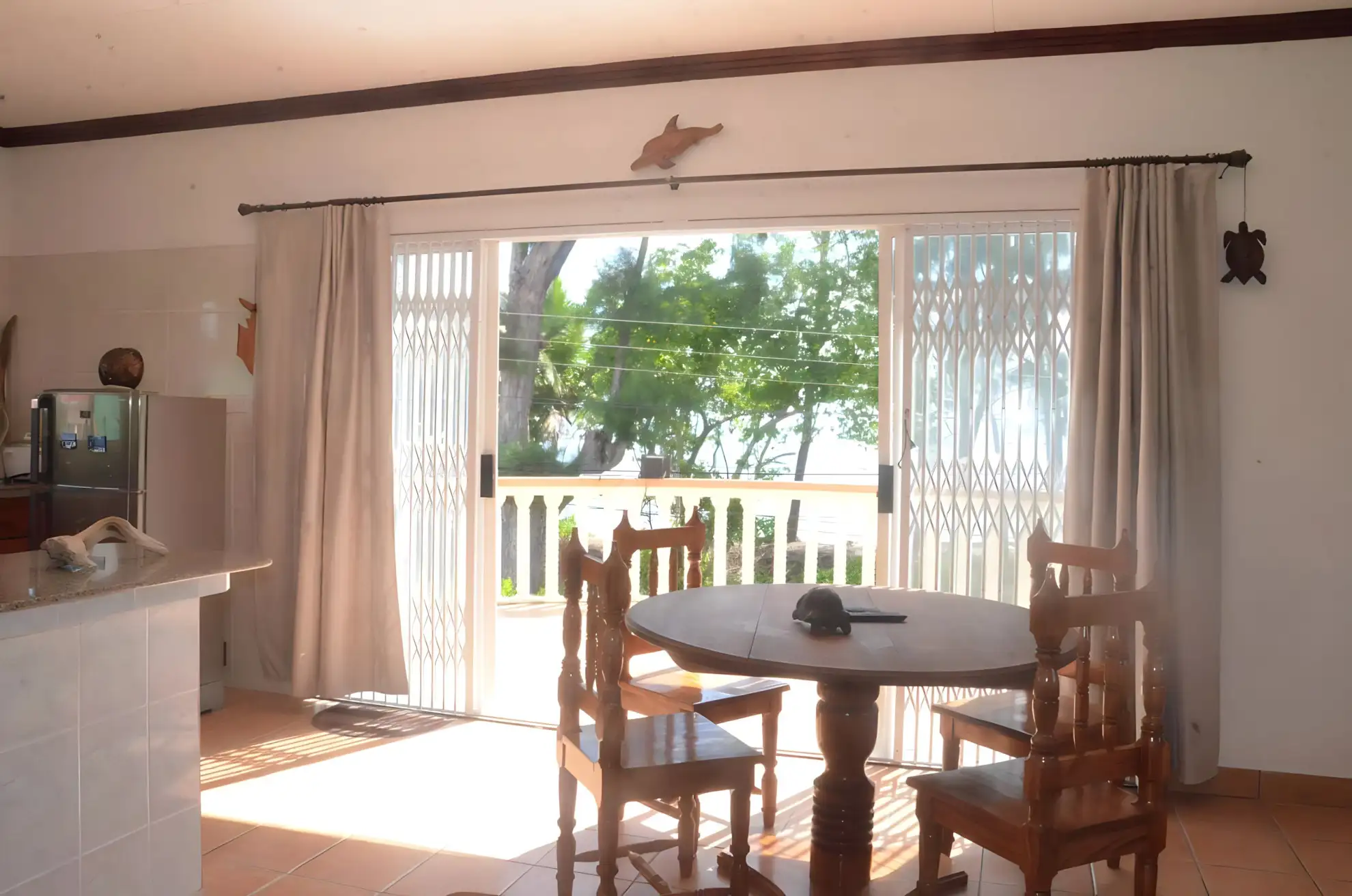 Butterfly Villa Dining Area