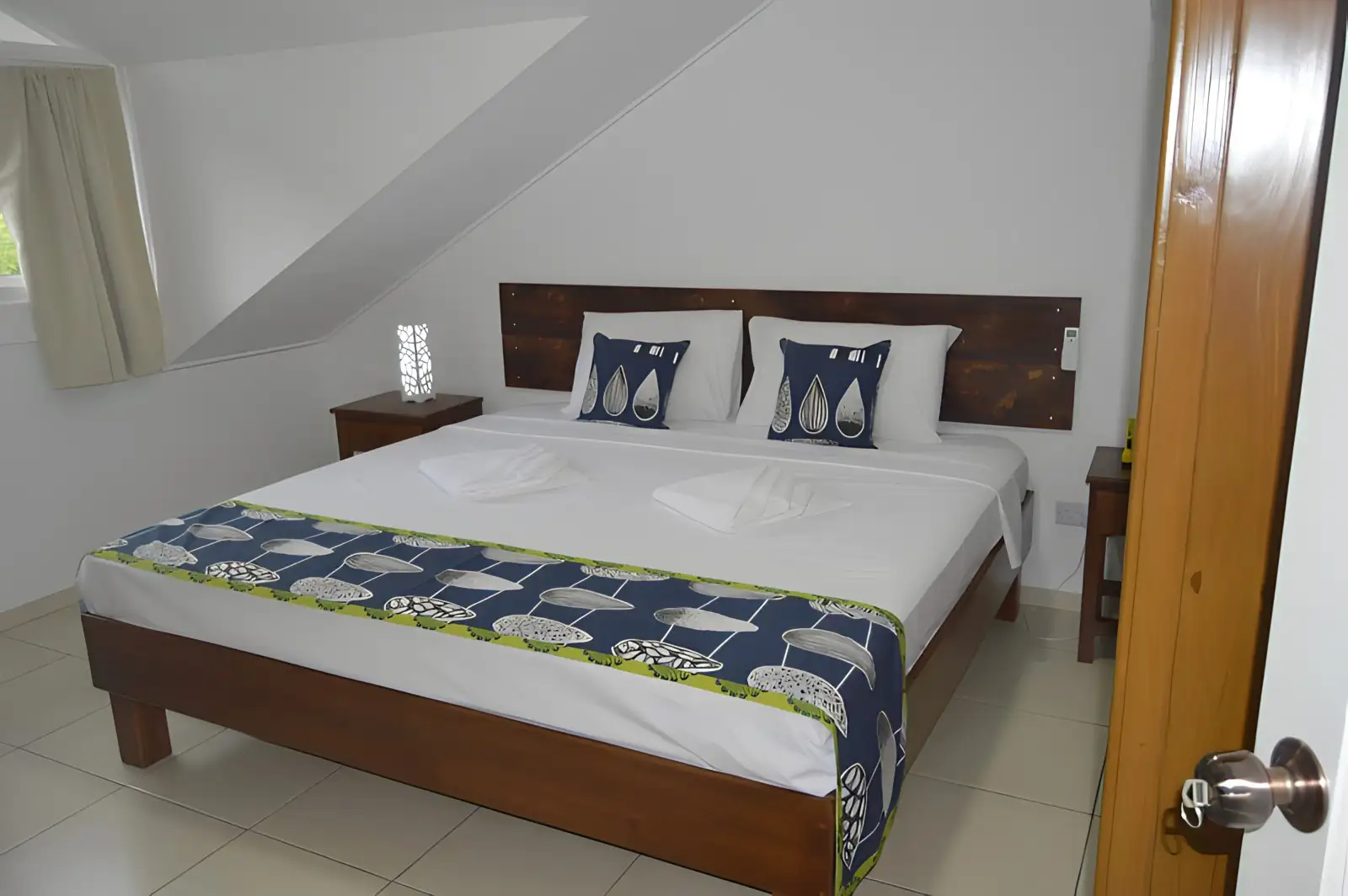 Chez Payet Guesthouseoffers affordable self-catering apartments that are conveniently located in Pointe Larue