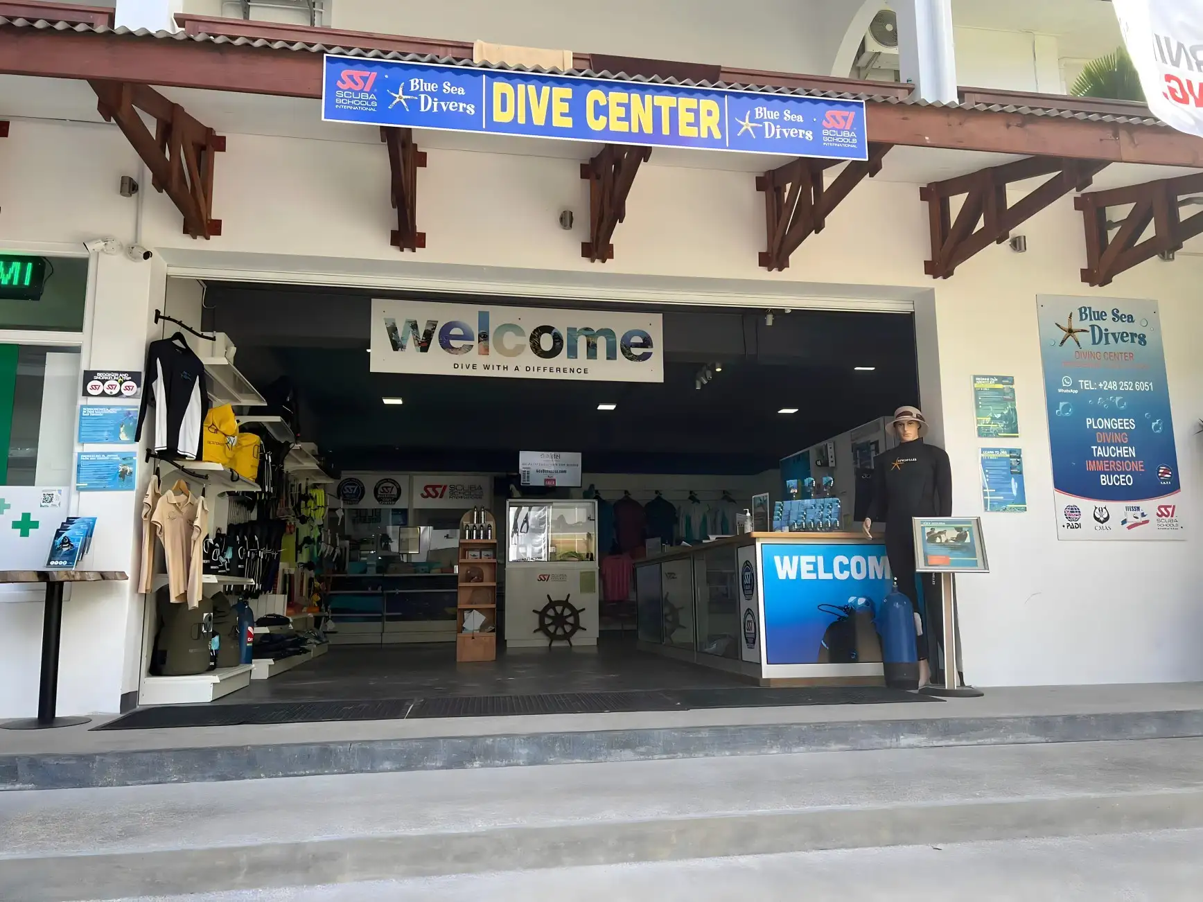 At Blue Sea Divers, we prioritize exceptional, safe diving experiences.