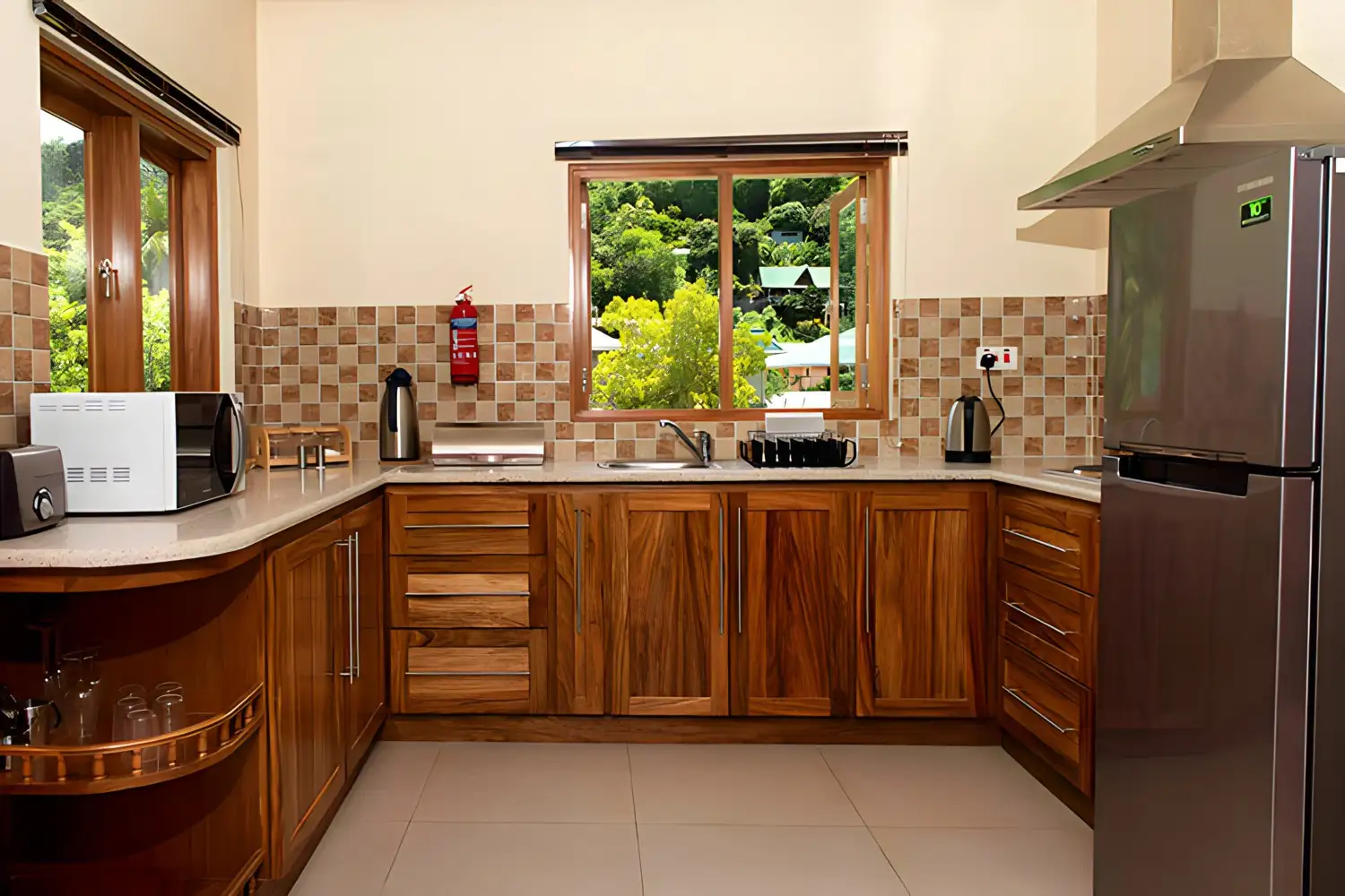 At Côte d’Or, we invite you to experience the best of both worlds – the convenience of a self-catering accommodation combined with the allure of Seychelles' pristine landscapes.