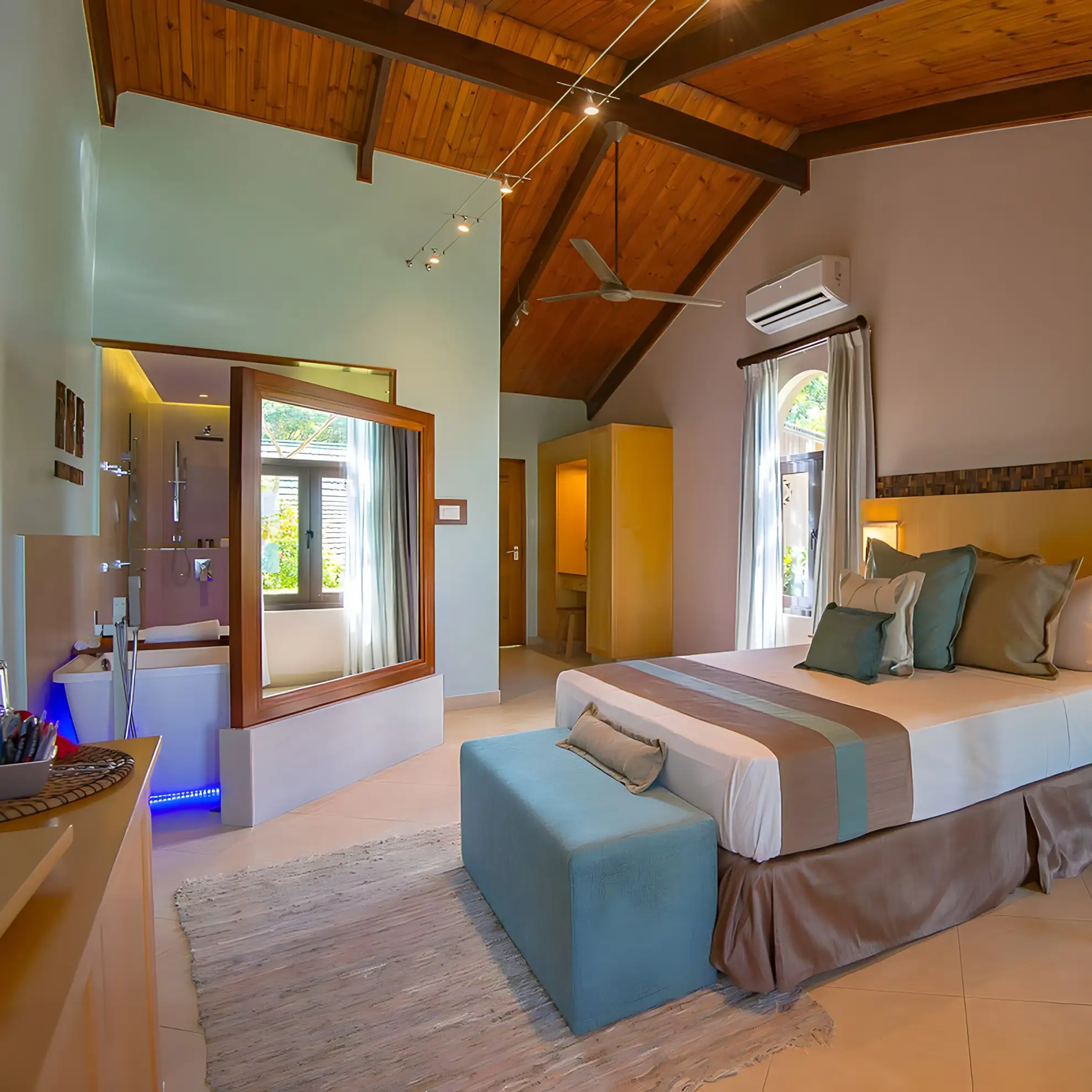 Named after the abundant Coco de Mer Palm tree, we offer a unique and unforgettable experience.