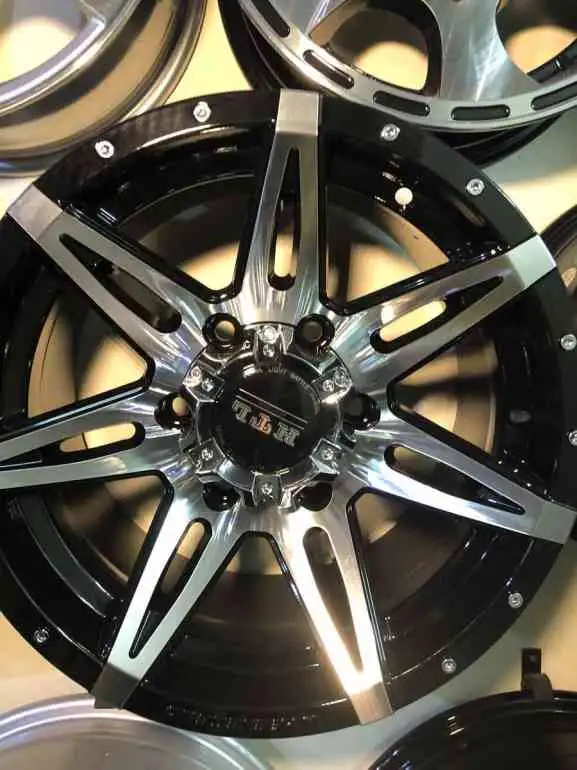 When it comes to finding the perfect wheels for your vehicle, look no further than Rim World. From performance enthusiasts seeking aggressive wheel stylings to elegant and understated designs, there's a wheel that matches your vehicle.