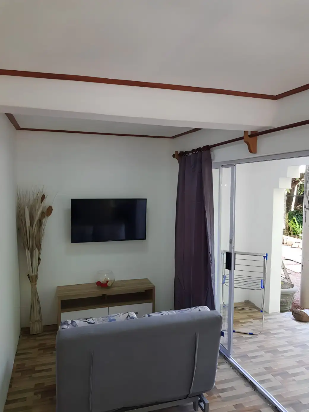 Experience a comfortable and affordable holiday at Coquillage Holiday Apartments, conveniently located near the enchanting Cote D'Or beach.